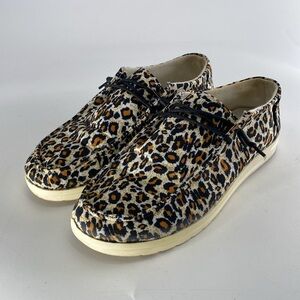 HEY DUDE‎ Wendy Animal Print Cheetah Sneaker Loafers Elastic Lace Lightweight 9
